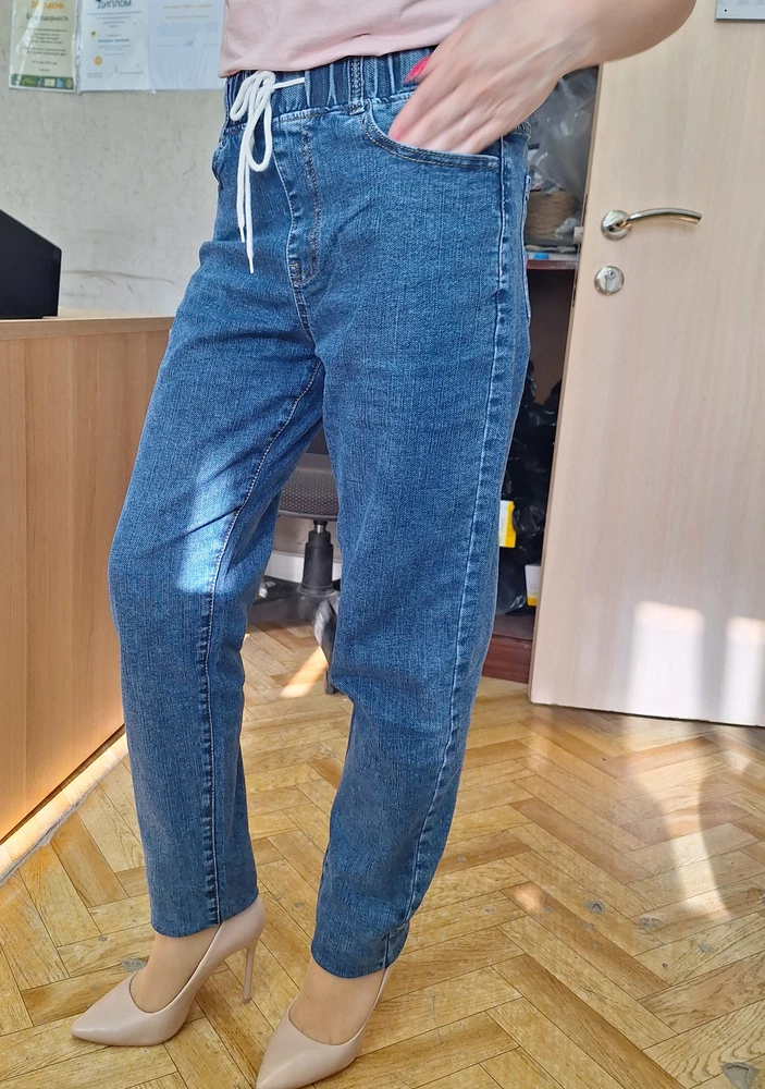 Удобные джинсы на резинке. Качество хорошее, рекомендую