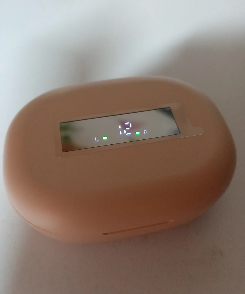 Наушники пришли быстро. Звук хороший.Но при носке правого наушника испытываю дискомфорт.