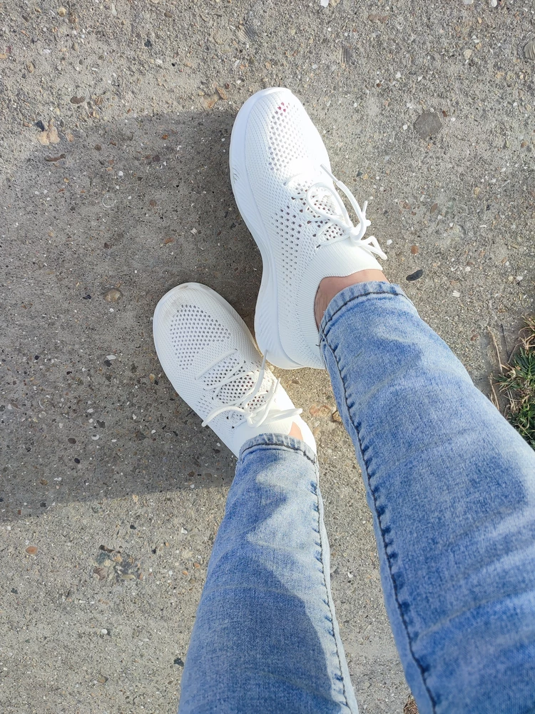 Супер! Очень удобные, лёгкие! Закажу еще черные)))