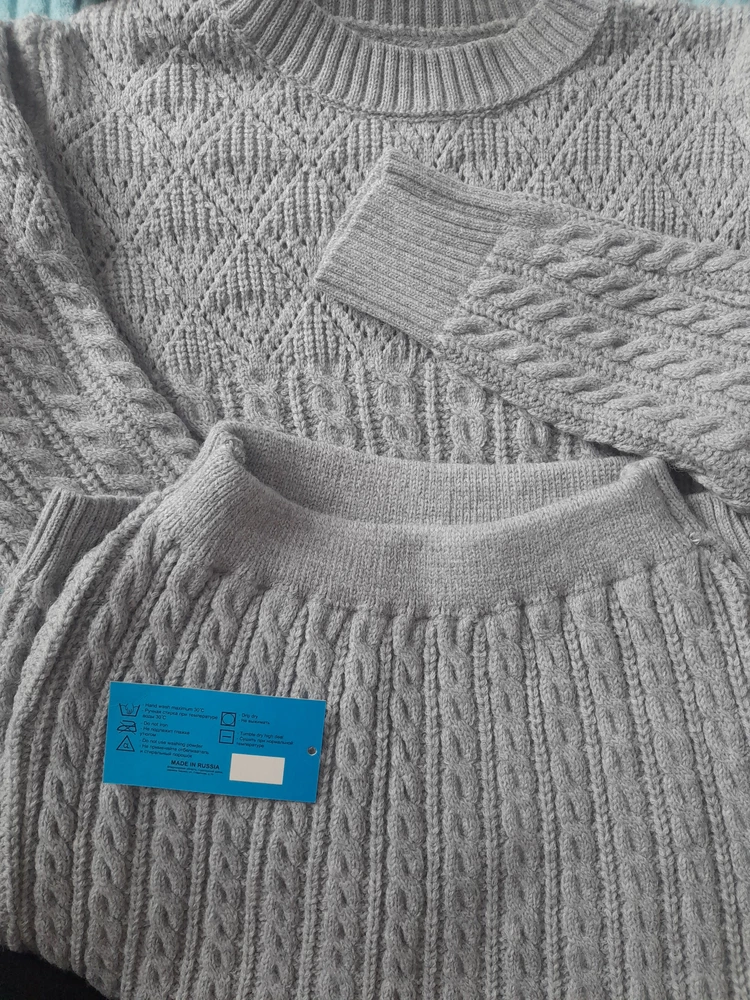 Покупка за 887 руб. На размер 44-46 и рост 170 см сел хорошо, до колена. На 48 будет в обтяжечку) у кого хорошая фигурка-дерзайте!!!