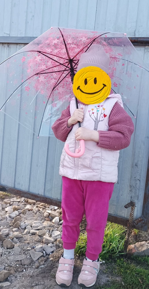Зонтик шикарный внучке понравился