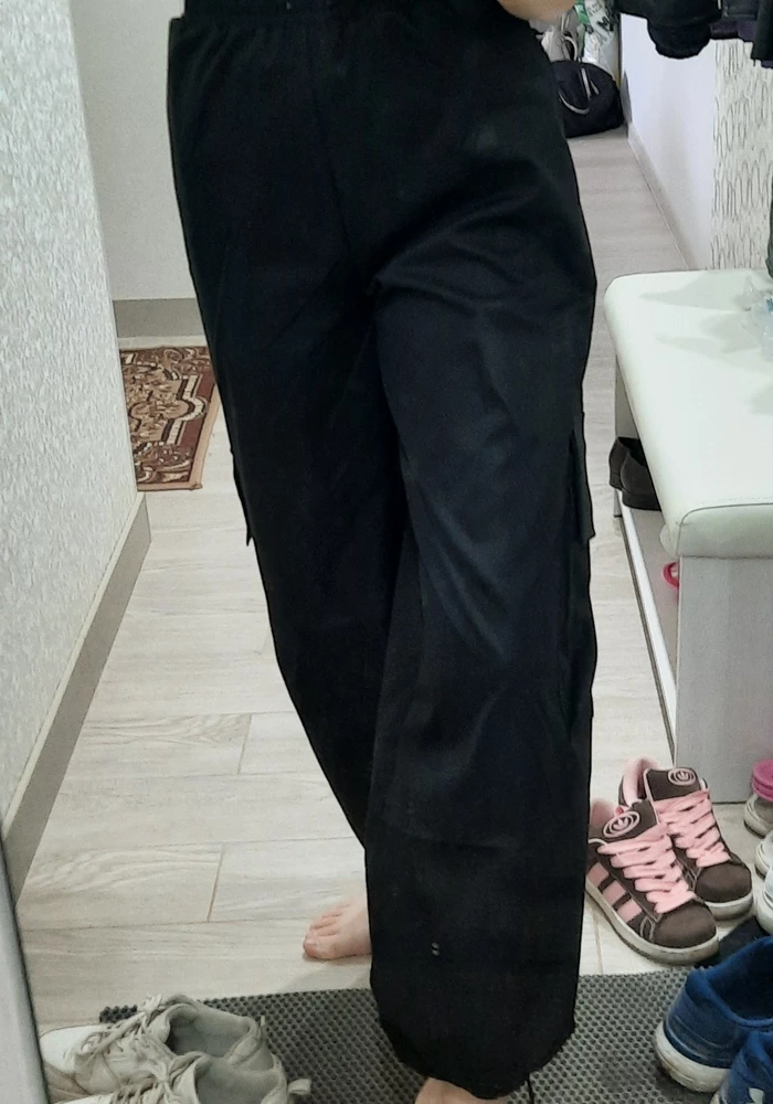 Отличные брюки, широкие как и хотелось,  ткань не шуршит, не жарко, прям на летние вечера идеально 🔥🔥
