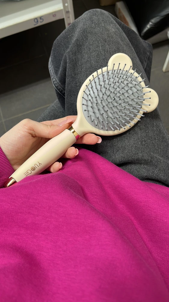 хорошенькая!! моя любимая!🎀🥺