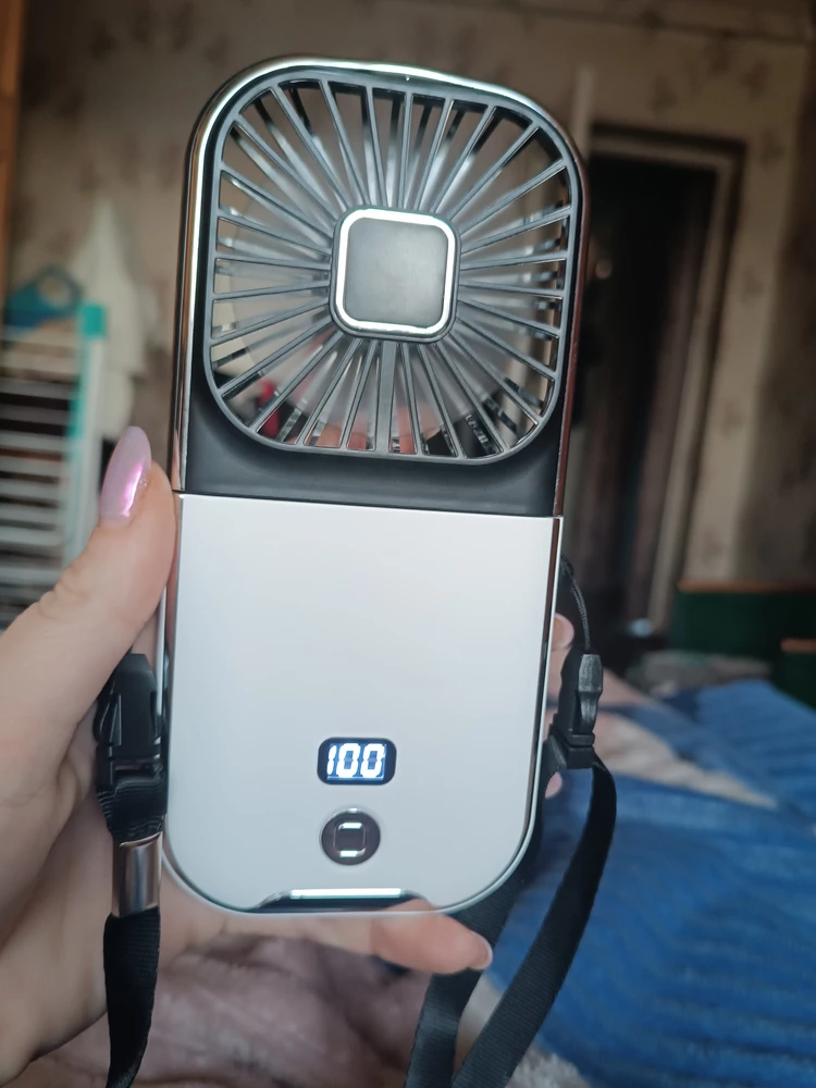 Вентилятор 🔥 Легенький,но мощный.Все работает - и на обдув,и как power-bank.Мге очень нравится