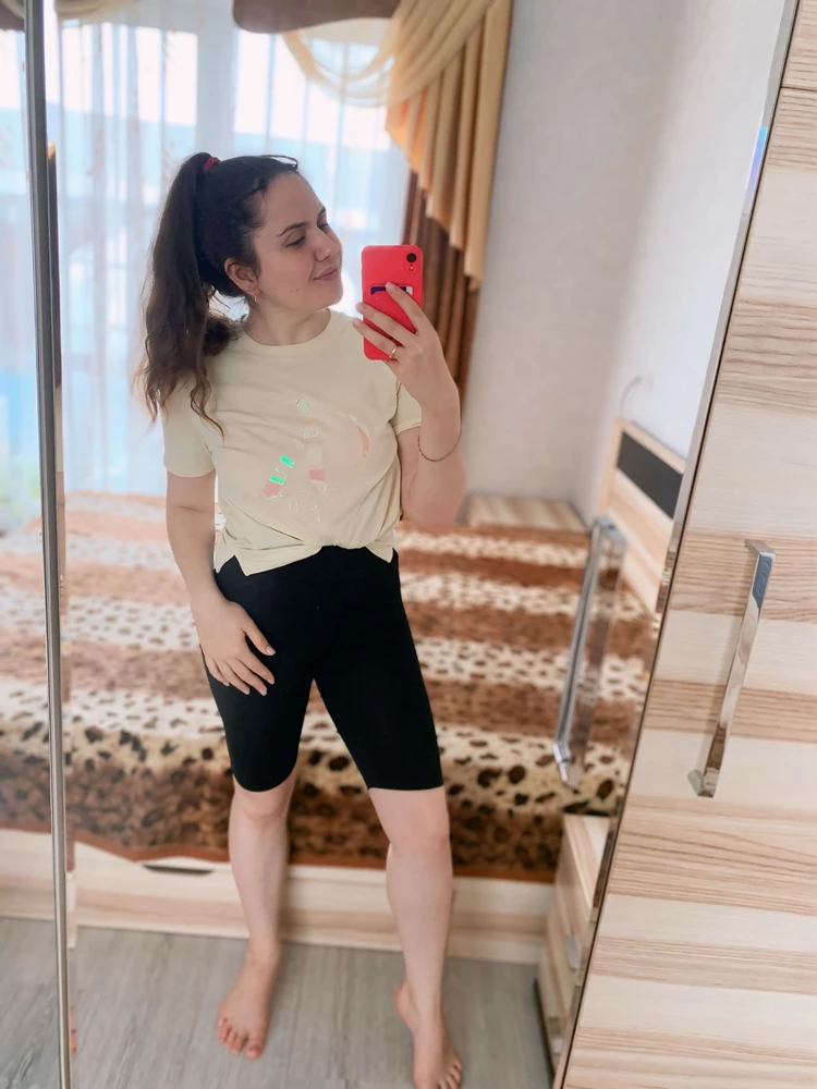 Мега удобные, хорошо тянутся, сидят просто великолепно🥰