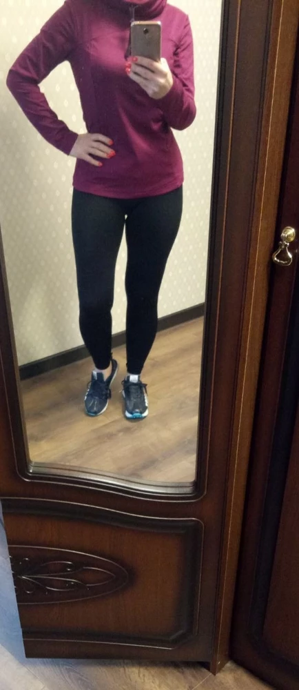 Первый раз купила лосины с пуш ап, всегода почему то относилась к ним скептически, оказывается зря. Очень удобно поддерживает ягодицы.