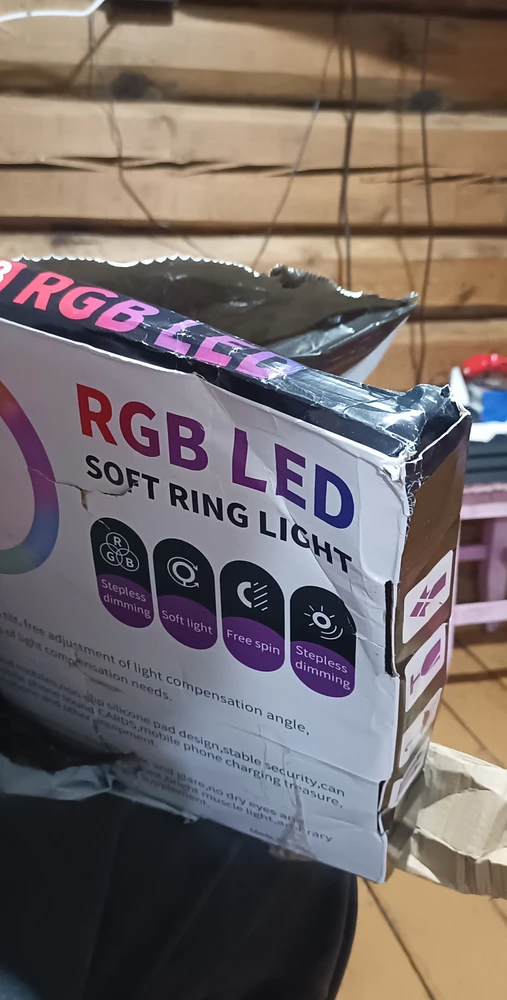 12 дней задержали, упаковка помятая, упаковщики забыли внутри коробки канселярский нож, слава богу работает, ребенок доволен.