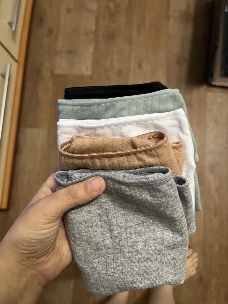 Качество шикарное, соответветствуют размеру, берите не пожалеете, закажу еще