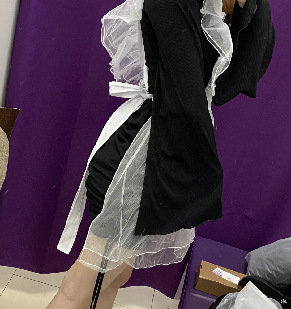 Брала платье на выпускной, но буду и просто носить. На свой 158 рост, 44 кг брала самый маленький размер, все подошло. Кароче советую!