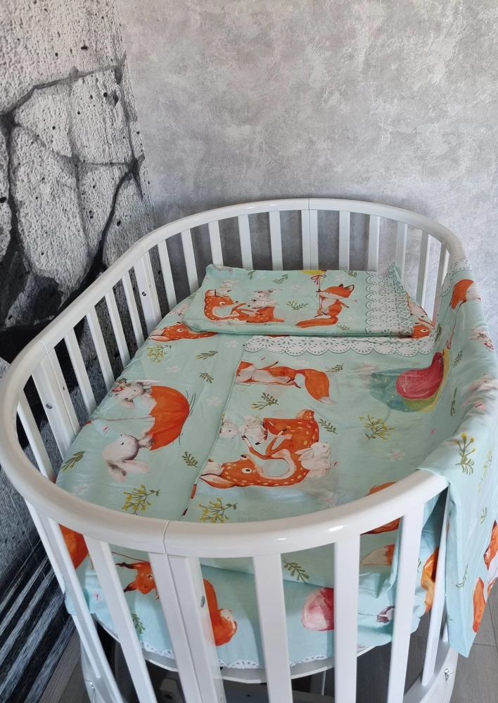 Красивый комплект, весёлый рисунок