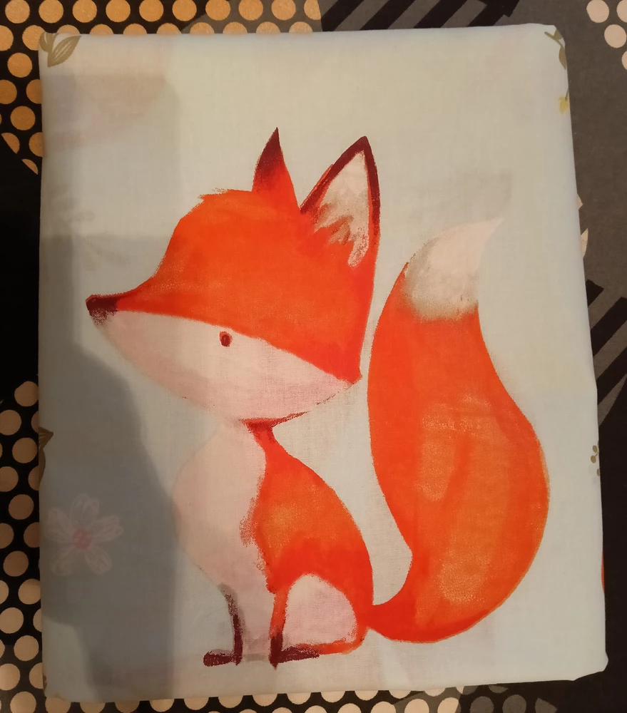 Расцветка очень нежная. По качеству супер, очень мягкое, после стирки не садится и не линяет. 🔥🔥🔥