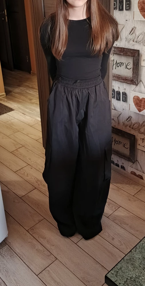 Штаны классные , дочь в восторге, на рост 165 взяли s подошли отлично