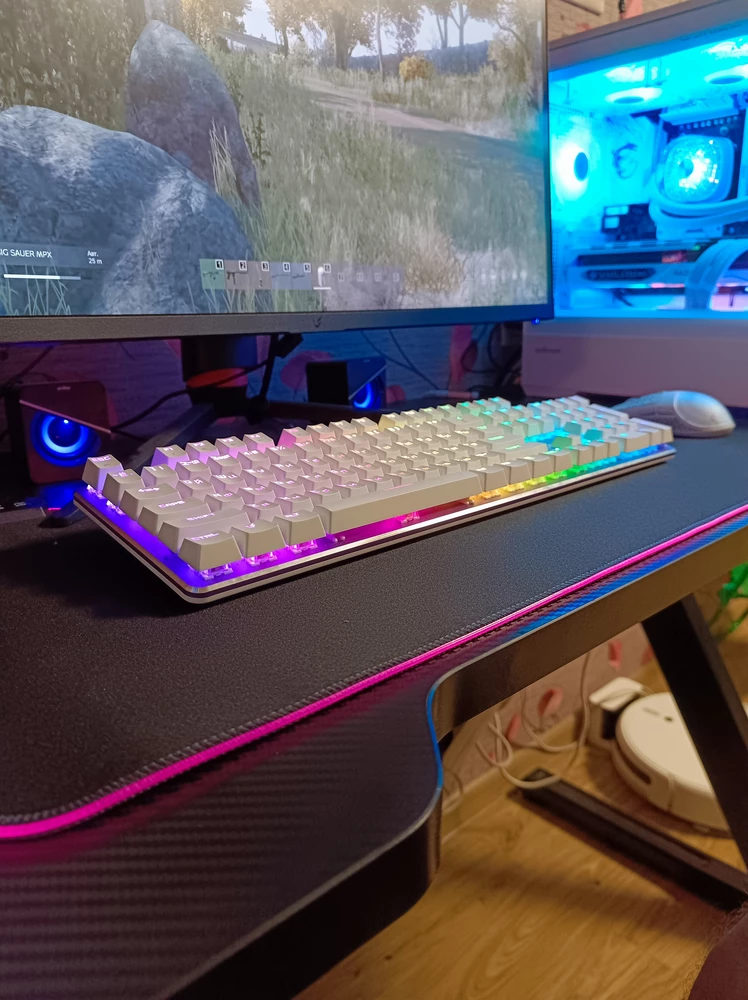 Хороший коврик, все работает.