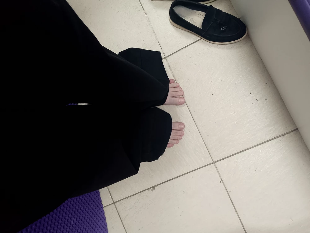 Классный джинсы 😍 
На мой рост 162 слишком длинные, но я их подшила и всё прекрасно 🥹