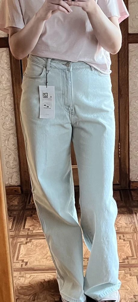 Шикарные джинсы, размерной сетке соответствуют. Мой рост 173 см.