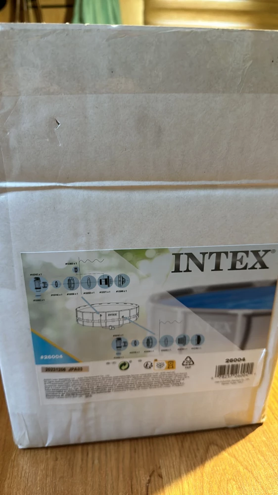 ПОДДЕЛКА!, нет ни чего общего с продукцией INTEX, качество пластика среднее, качество изготовления отвратительное, не рекомендую брать! И по возможности подавать жалобу на продавца за продажу контрафакта !