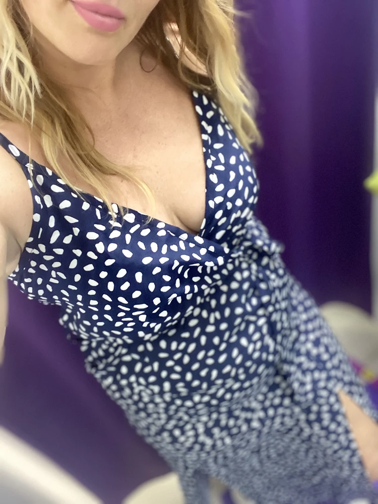 Отличный сарафпн! Мне подршел