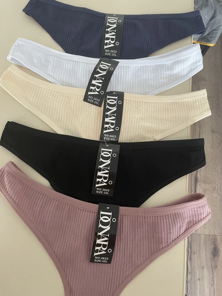 Отвратительное отношение, в одной упаковке пришли все разные размеры! Как так можно комплектовать!? Из пяти только двое трусов именно того размера, которого заказывала, да и те маломерят сильно, хотя брала специально на размер больше