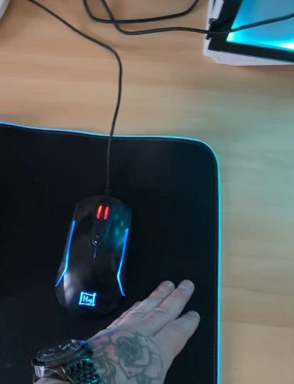 Товар достоен своих денег! ✅ Всё круто и качественно. Обязательно посоветую своим знакомым. Дядя Серёжа на связи 💪🏼 5 звёзд!