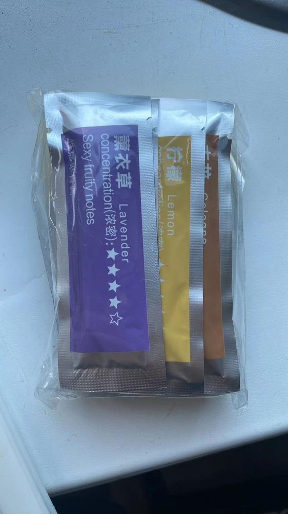 Заказал насадки на детскую электрическую зубную щётку, пришел ароматизатор в машину.