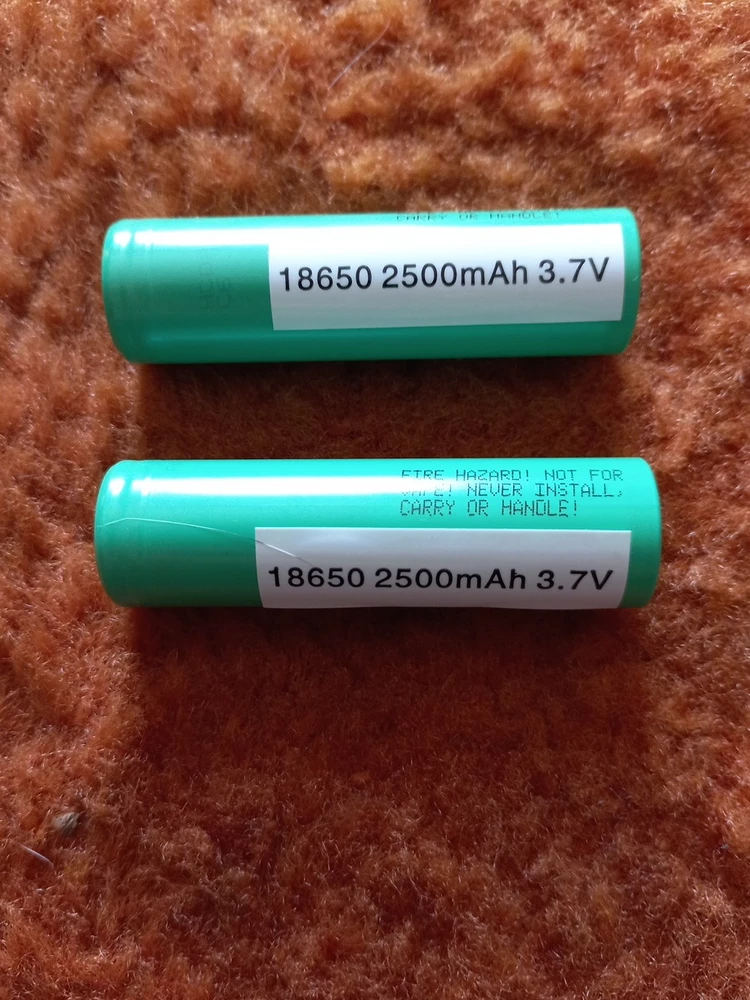 Товар пришел с опозданием,заказывал,аккумуляторы3,6в,а пришли3,7в как так смотрите.За безолаберность снимаю 1 звезду.