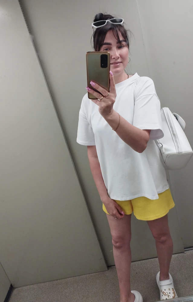 Футболка отличная!!!