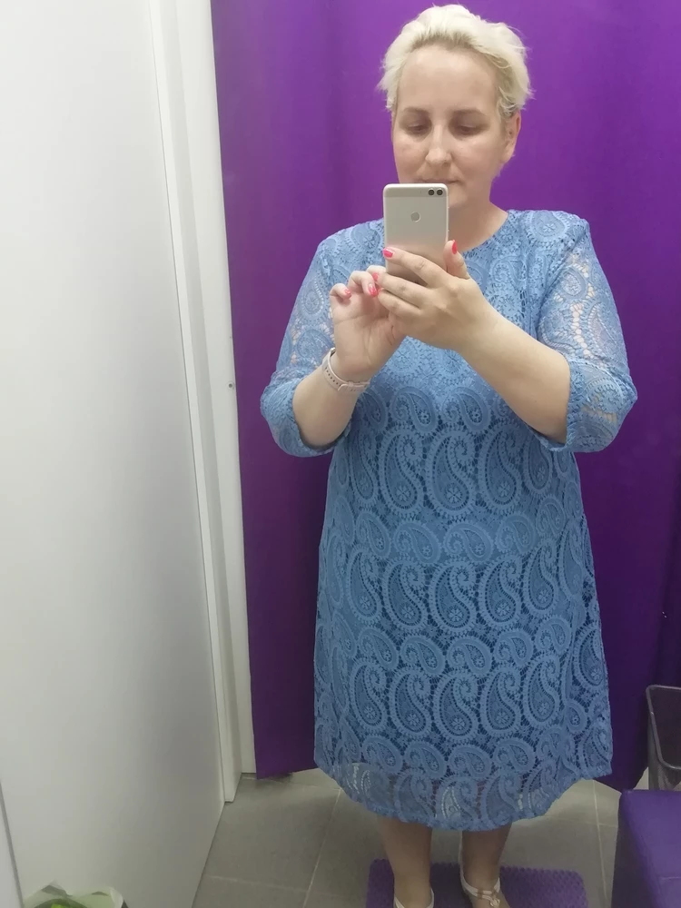 Очень красивое платье и классное, но на рос 158 длинное. Не смотрится, а жаль. Взяла у вас в офис ходить  темно-синее с красивыми рукавами. Оно отлично село. Спасибо за классные  платья!