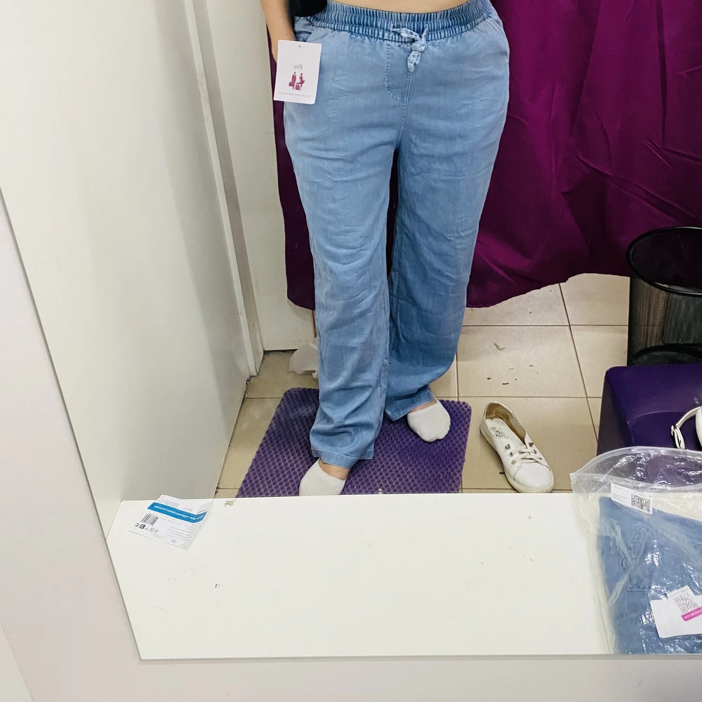 Брюки тонкие на дето самое вот только резинка грубая,сделала выбор в пользу другой модели зауженой.