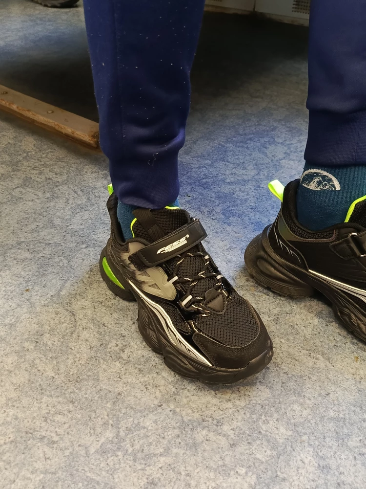 Норм за эти деньги, лёгкие, ребёнку понравились