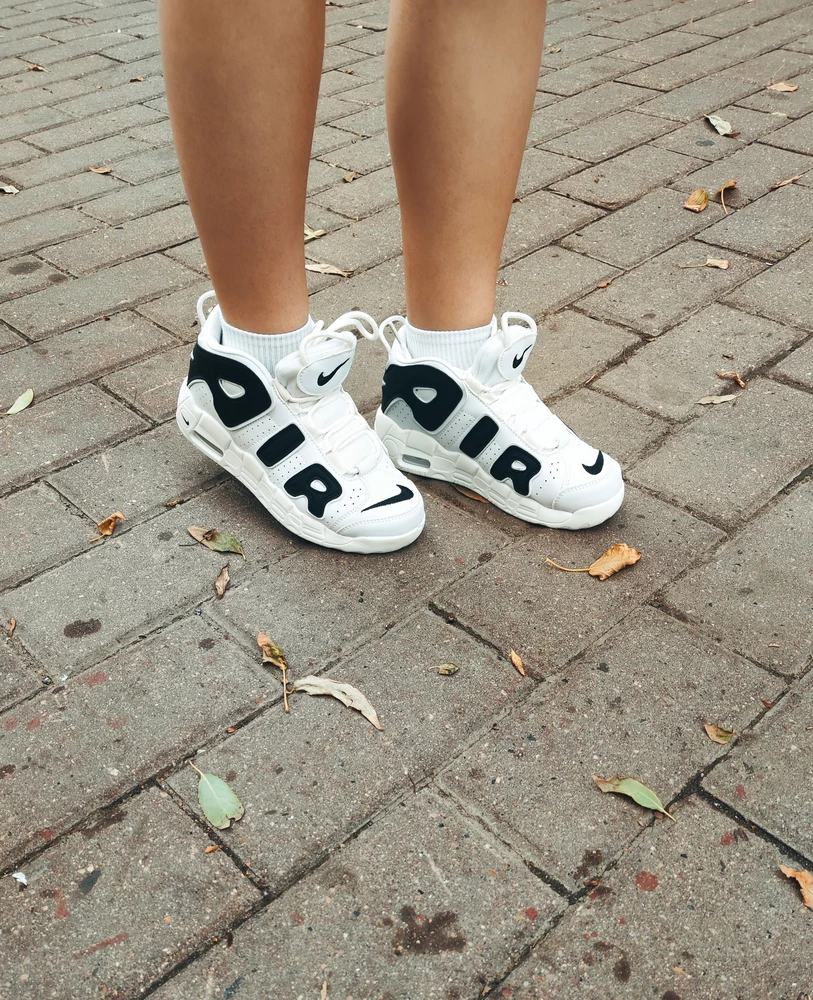 Понравились. Сшиты аккуратно, но нет коробки, пришли в пакете....