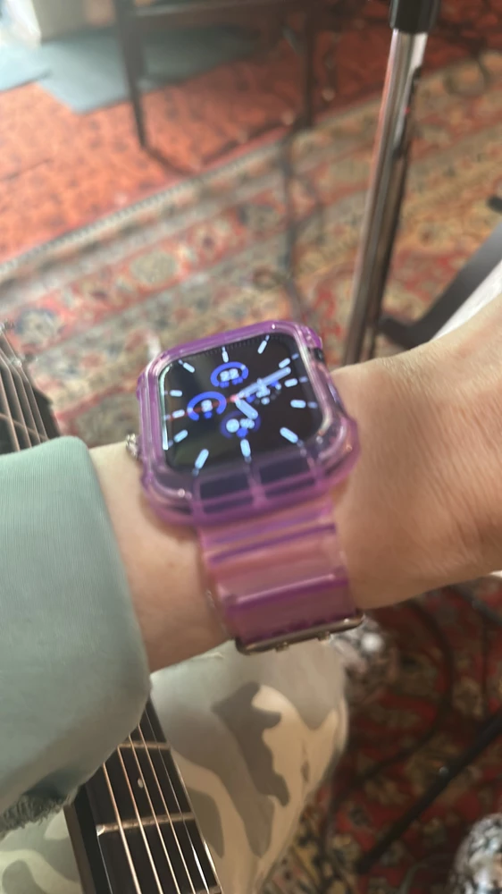 Суперский, закажу еще другие расцветки👌🏻
На apple watch s9 отлично