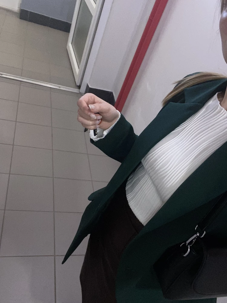 Очень красиво смотрится
Соответствует размеру
