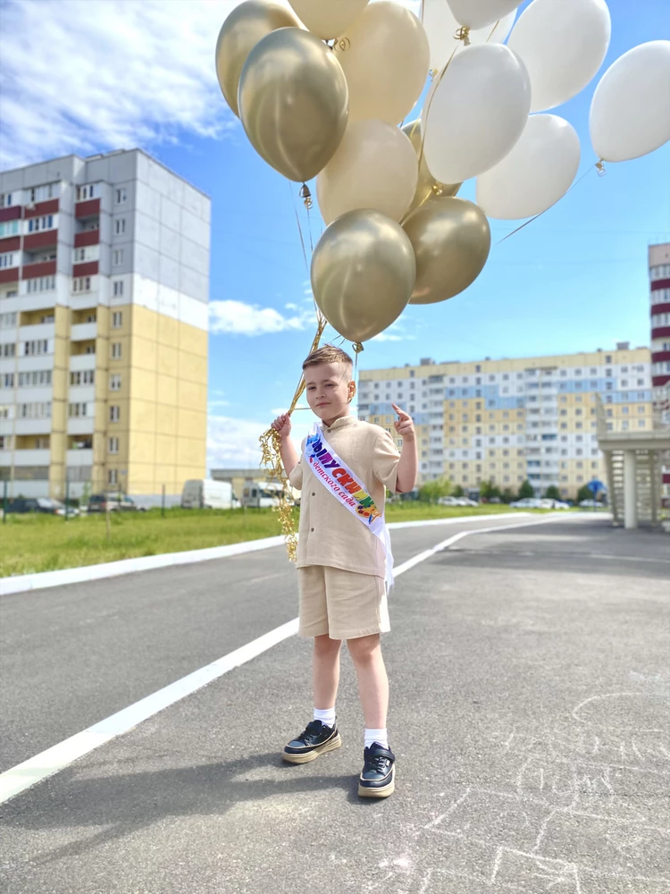 Было все отлично и хорошо, размер 146. Успели одеть на выпускной, после постирали при 30 и он сел на 2 размера 😀а планировали носить еще летом