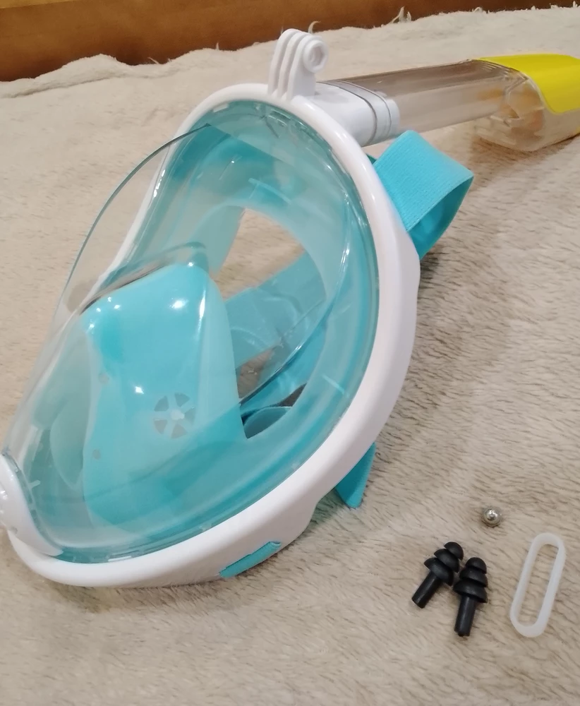 Маска пришла быстро, нет никаких разломов, трещин👍 Брала ребенку, но заказала не тот размер, будьте внимательны!!! Оставила, буду смотреть качество в отпуске сама😁