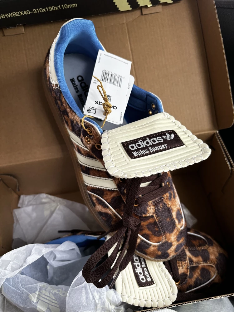 Реплика неплохая! Рекомендую!