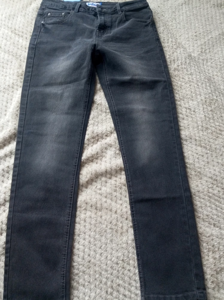 Отличные джинсы, стрейчивые, ребенку сели идеально, на рост 152 взяли 158 с запасом немного, качество хорошее, сшито отлично, спасибо продавцу 💐