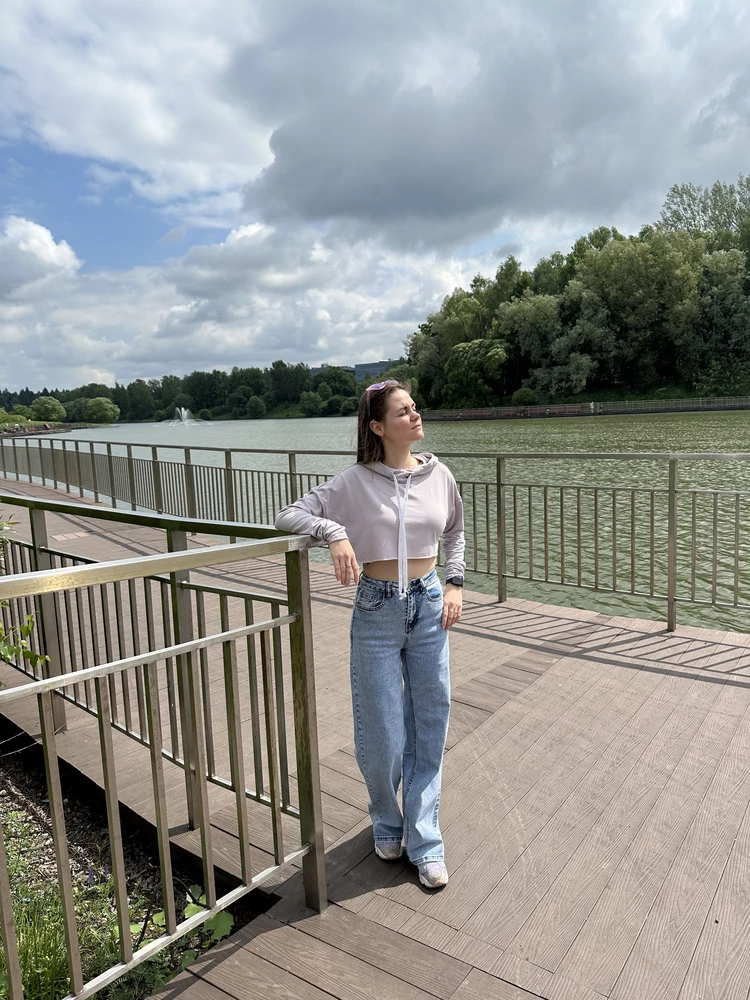 Джинсы супер, на рост 168 - идеальной длинны, сидят отлично, спасибо за качество 🔥