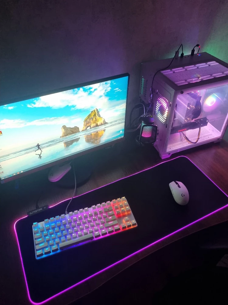 Муженька доволен.