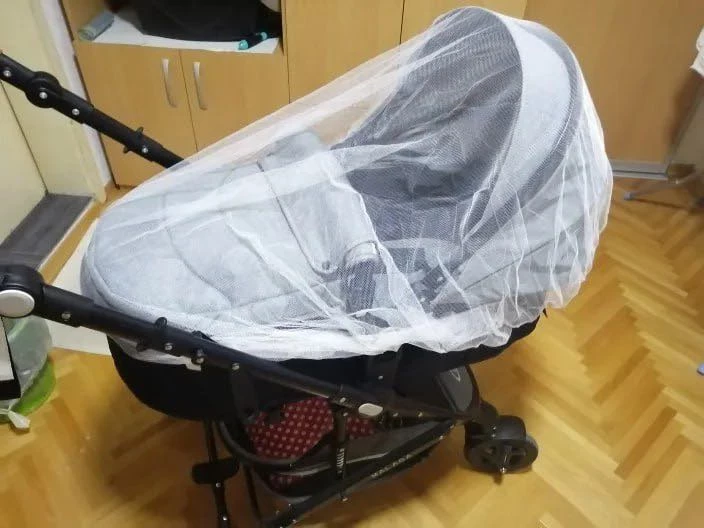 Спасибо за москитную сетку
Хорошо подходит
Размеры достаточно хороши, чтобы покрыть коляску
Рекомендую точно