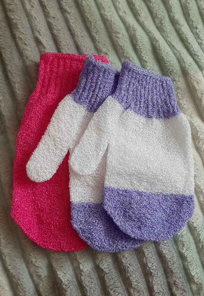 Отличные💣💣💣
Средней жёсткости.
Очень порадовали, + подарок🥰