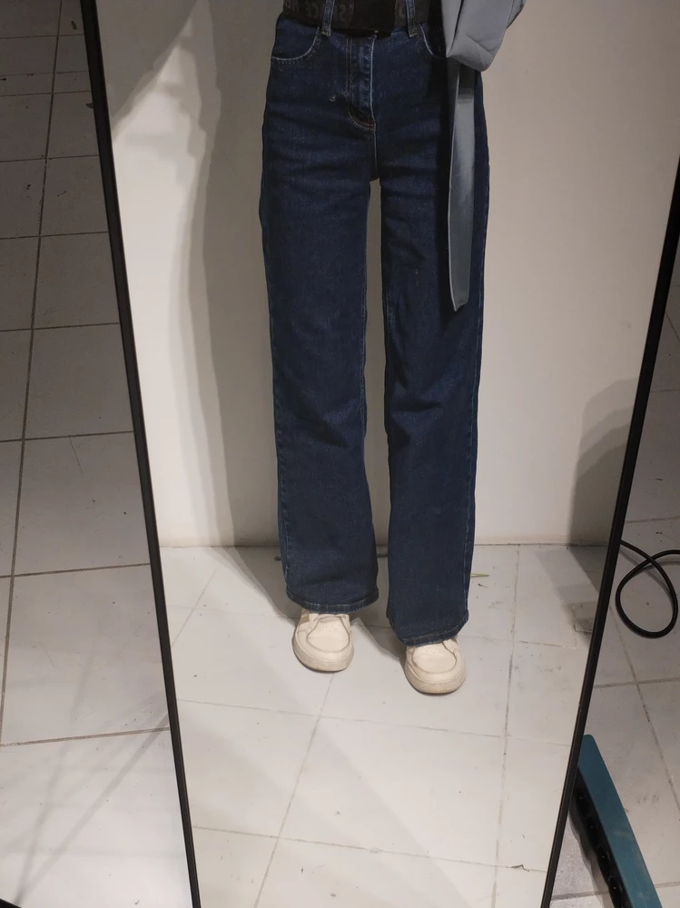 отличные джинсы , качество хорошее