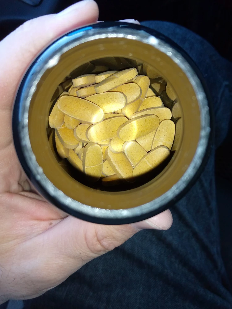 Вроде не сдох, и уже хорошо. Моча стала жёлтой, что делать теперь?