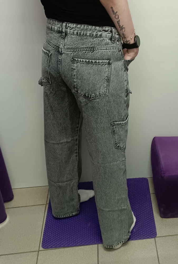 Хорошие джинсы за 645 рублей, 42 размер подошел на об 98, спасибо!