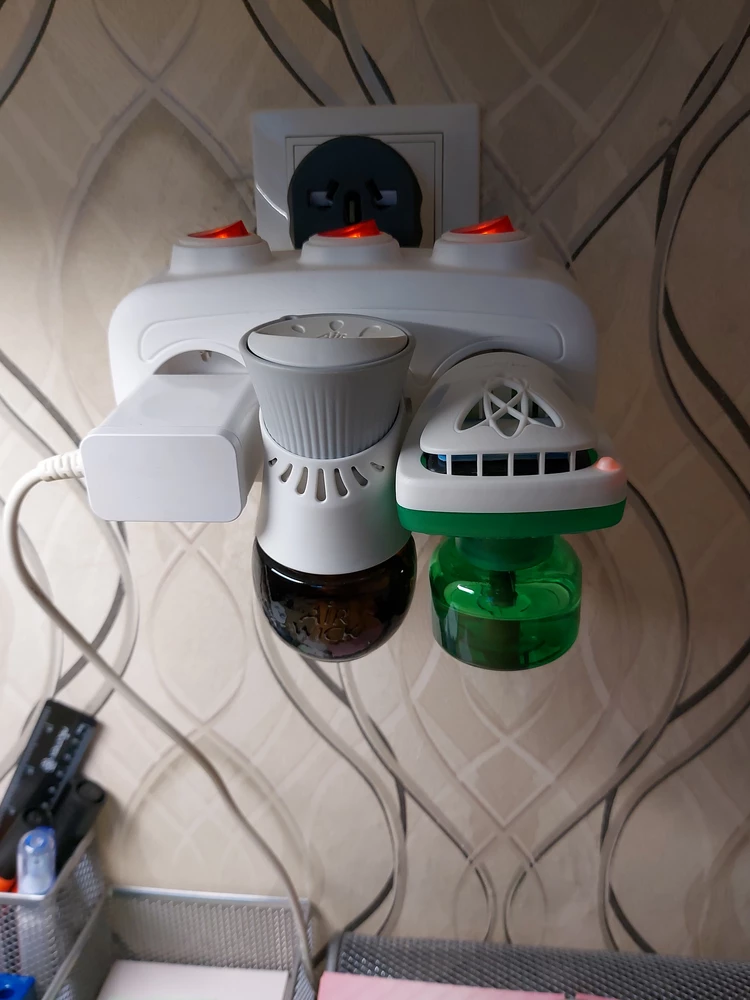 Скажу так. На любителя. Если эта штука нужна,вот как мне к примеру,  то вешь не заменимая. Советаю. Вроде всё исправно работает.