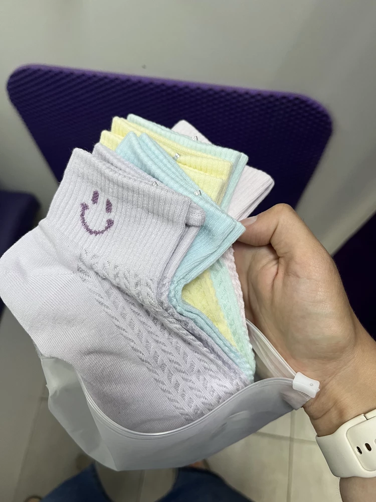 Прислали не тот цвет и рисунок. Возврат.