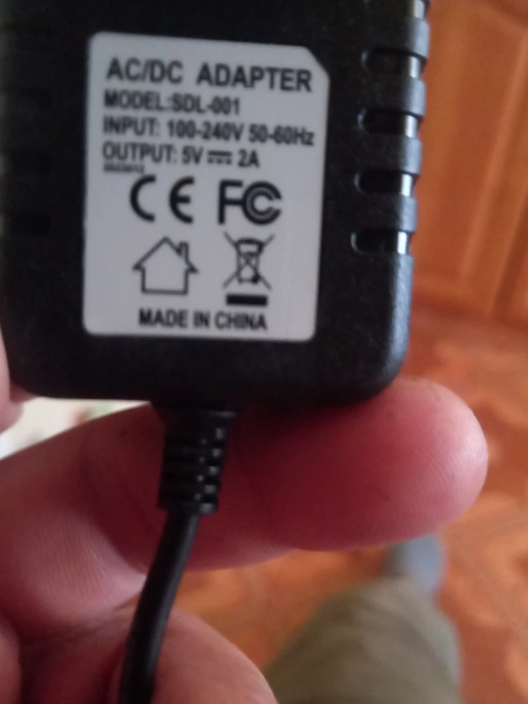 Дома после вскрытия обнаружили казу ,ручка 12вольт ,положили блок питания 5 вольт ,ручка не работает ребенок очень расстроился.