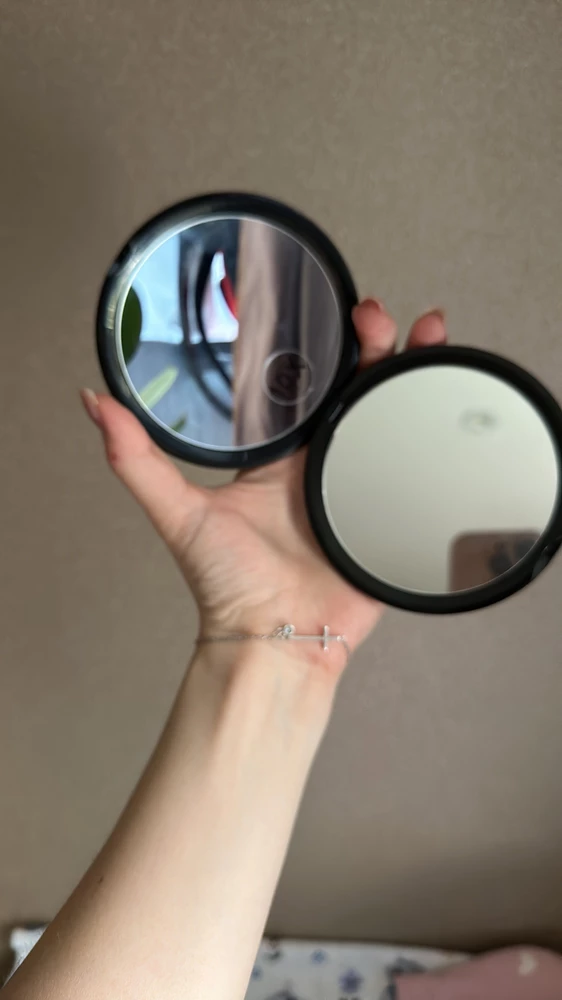 Отличное зеркало , реально хорошее увеличение