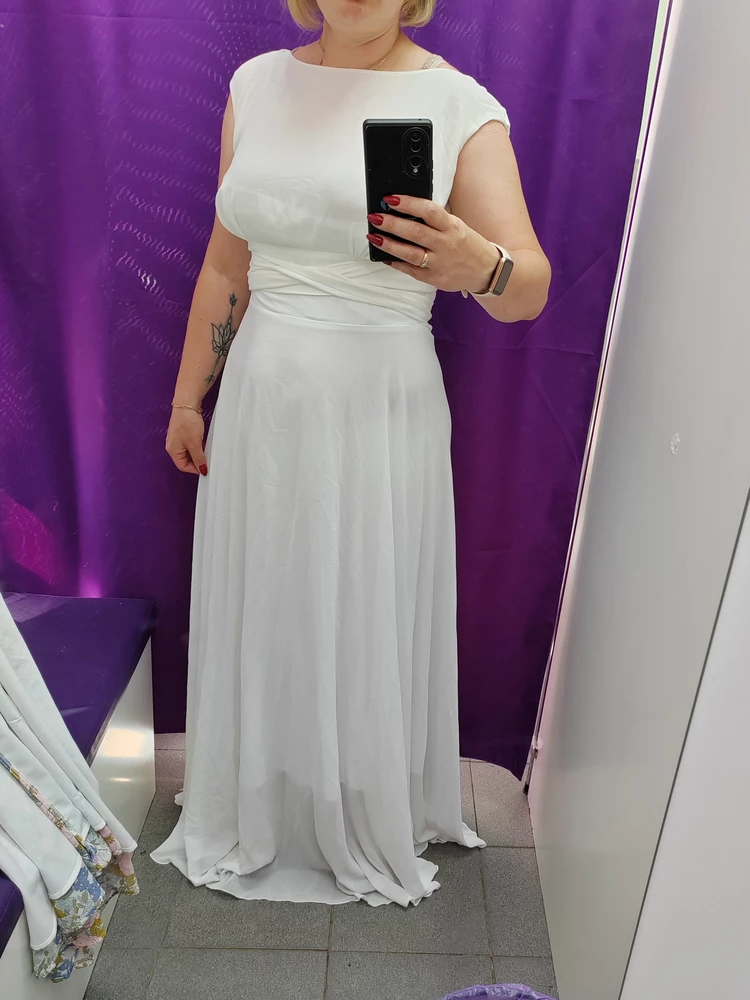 Хорошее платье,но велико