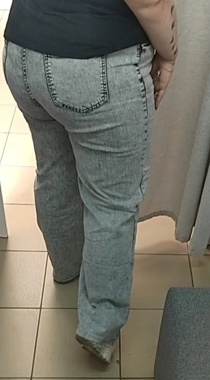 Классные джинсы 👍конечно длинные были но не помеха😉обрезала😀