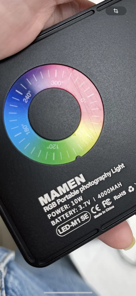 К качеству видео света ноль претензий. Аппарат увесистый, все работает идеально. Но то что он бу это явно видно на фото. И как я понимаю я не первая к кому приходит именно этот товар (судя по отзывам). 
То что я расстроена это ничего не сказать.